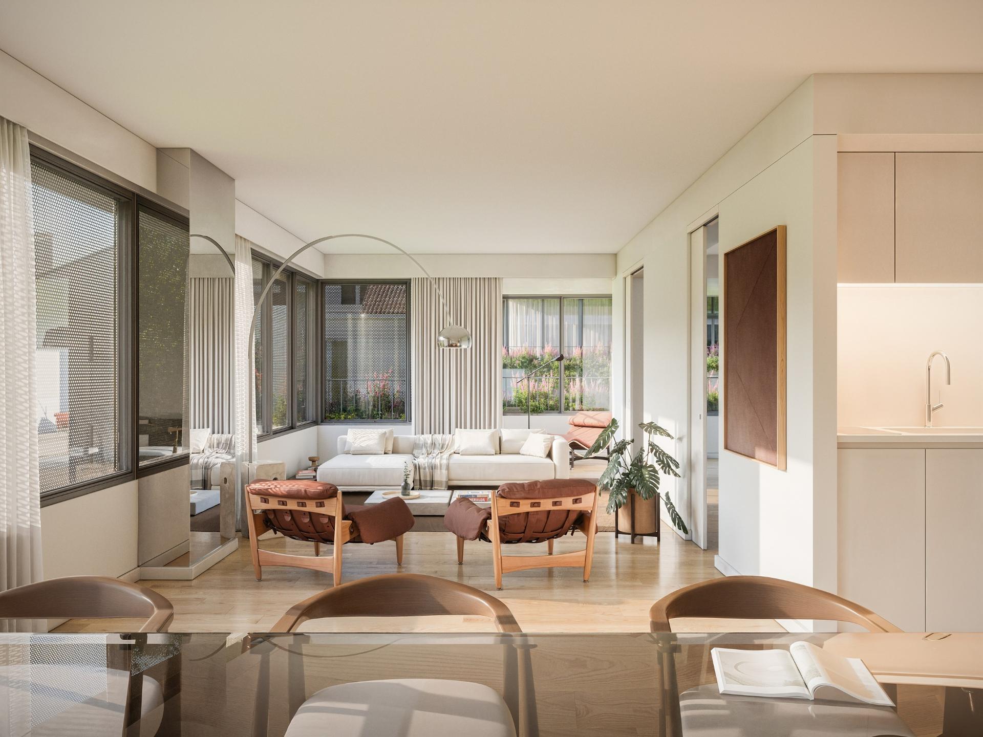 Aura — photograph 2