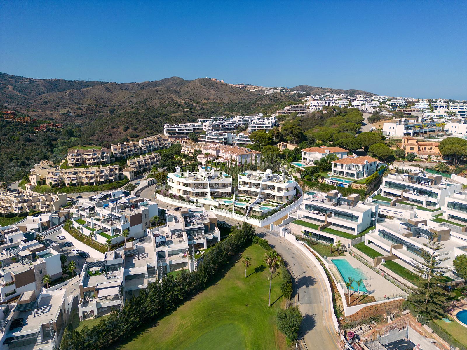 Apartments in Cabopino, Marbella (AGP-00818) — photograph 5