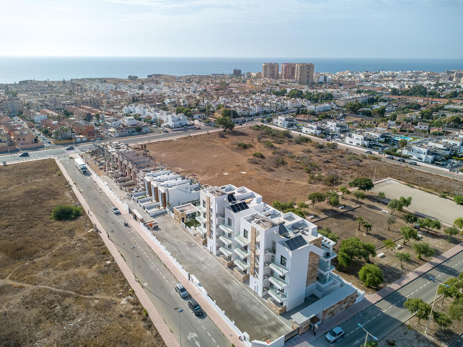 Apartments in Torrevieja Centro, Torrevieja (ALC-01119) — photograph 5