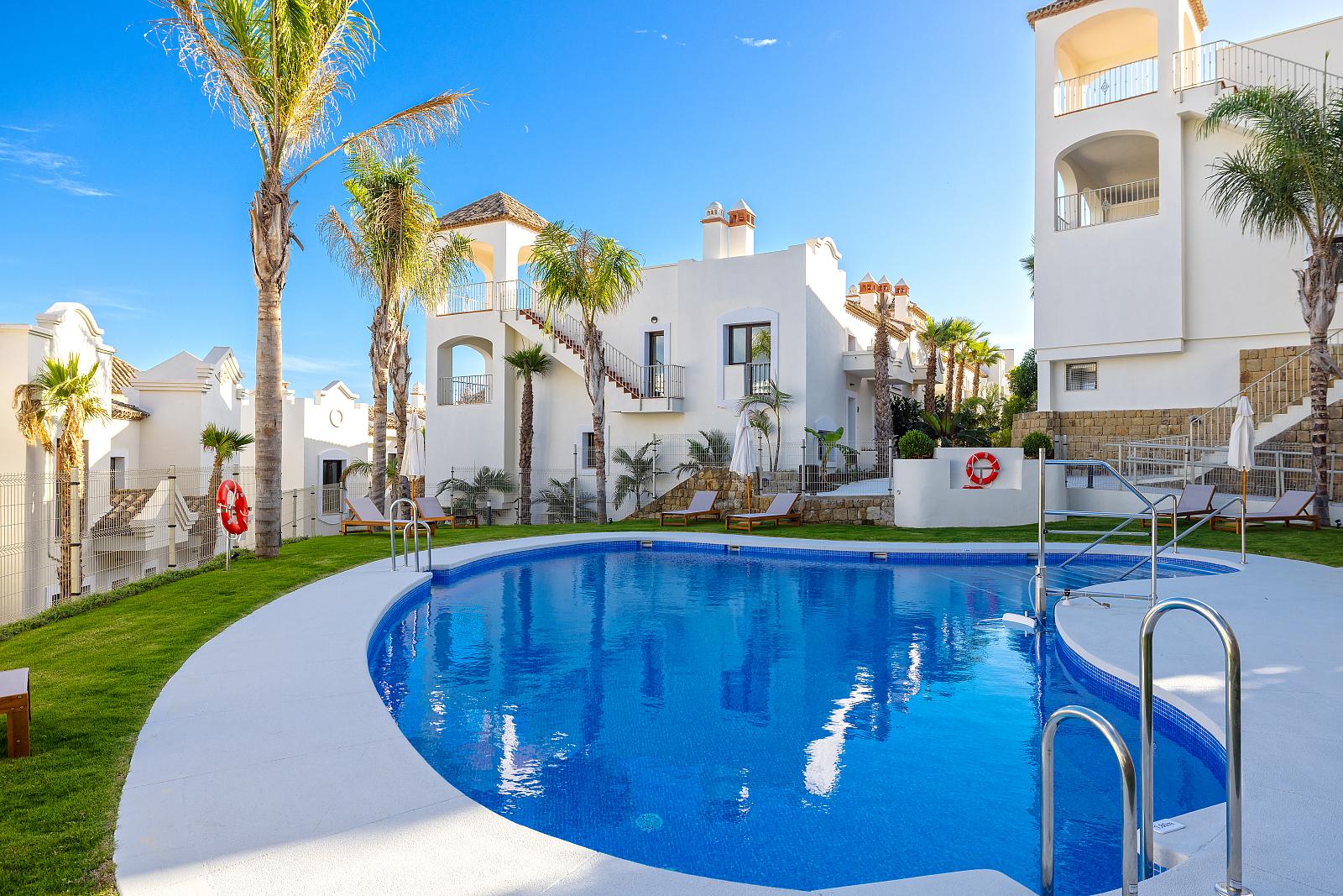Apartments in Valle Romano, Estepona (AGP-00972) — photograph 5